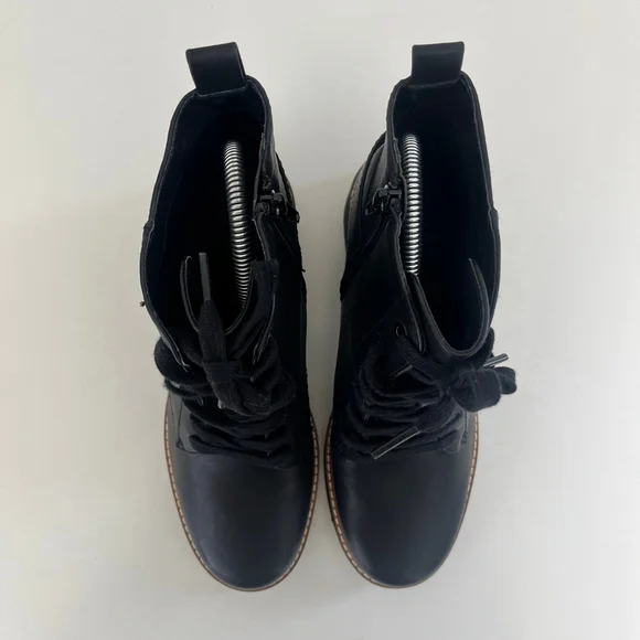 Black Ankle Booties Low Heel Side Zip Comfort Boots Size 7 Naturalizer Cabaret - Picture 5 of 13